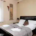 Gdynia Centrum Wyjatkowy Apartament Przy Promenadzie Z Balkonem By Noclegi Renters