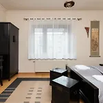 Gdynia Centrum Wyjatkowy Apartament Przy Promenadzie Z Balkonem By Noclegi Renters